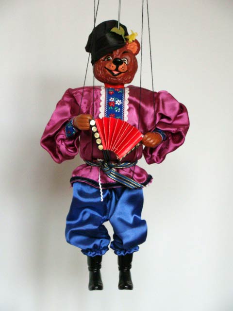 B�r , marionette puppe   