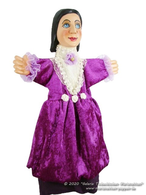 Edelfrau Handpuppe