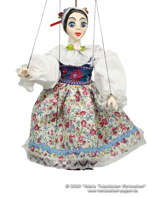 Marionette in Landestracht