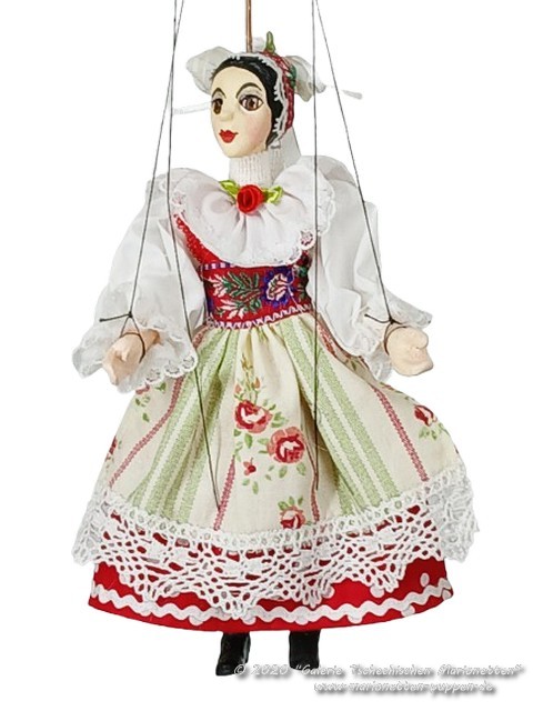 Marionette in Landestracht