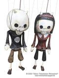 Devillie und Satanela marionetten aus holz